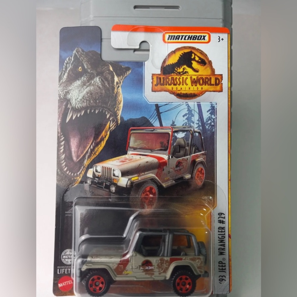 Macthbox jurassic World 93 jeep wrangler #18